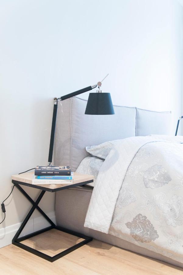 Apartment Laser Studio *
